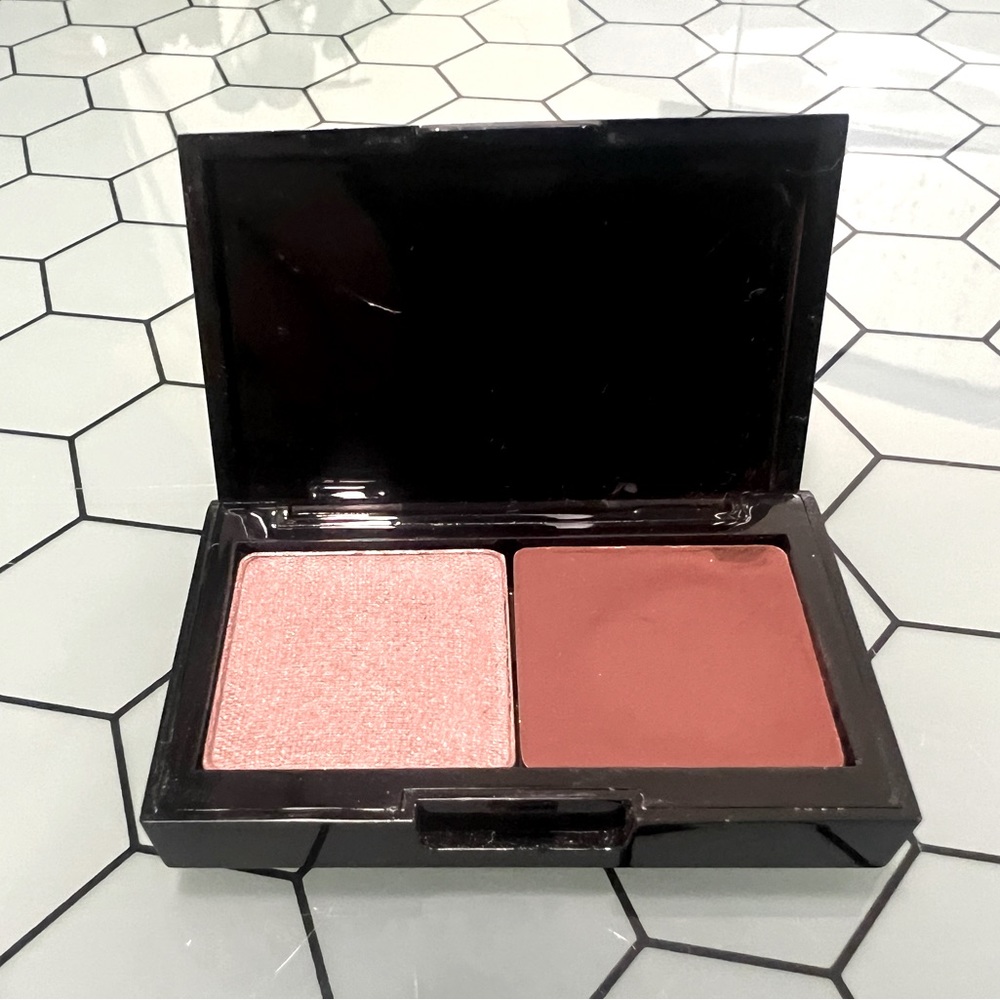 Trish McEvoy Eyeshadow Duo Shade are Smokey Heather and Mahogany